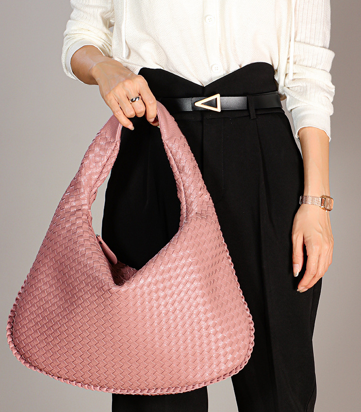 Woven women's bag dumpling bag 2023 new summer simple big brand shoulder bag autumn and winter European and American fashion casual bag