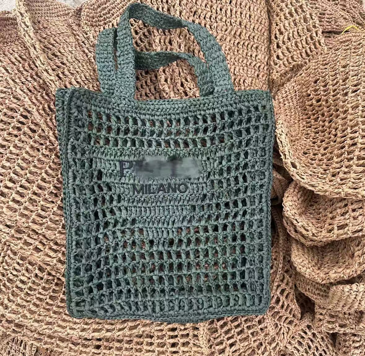 Hand woven women's summer straw shoulder bag