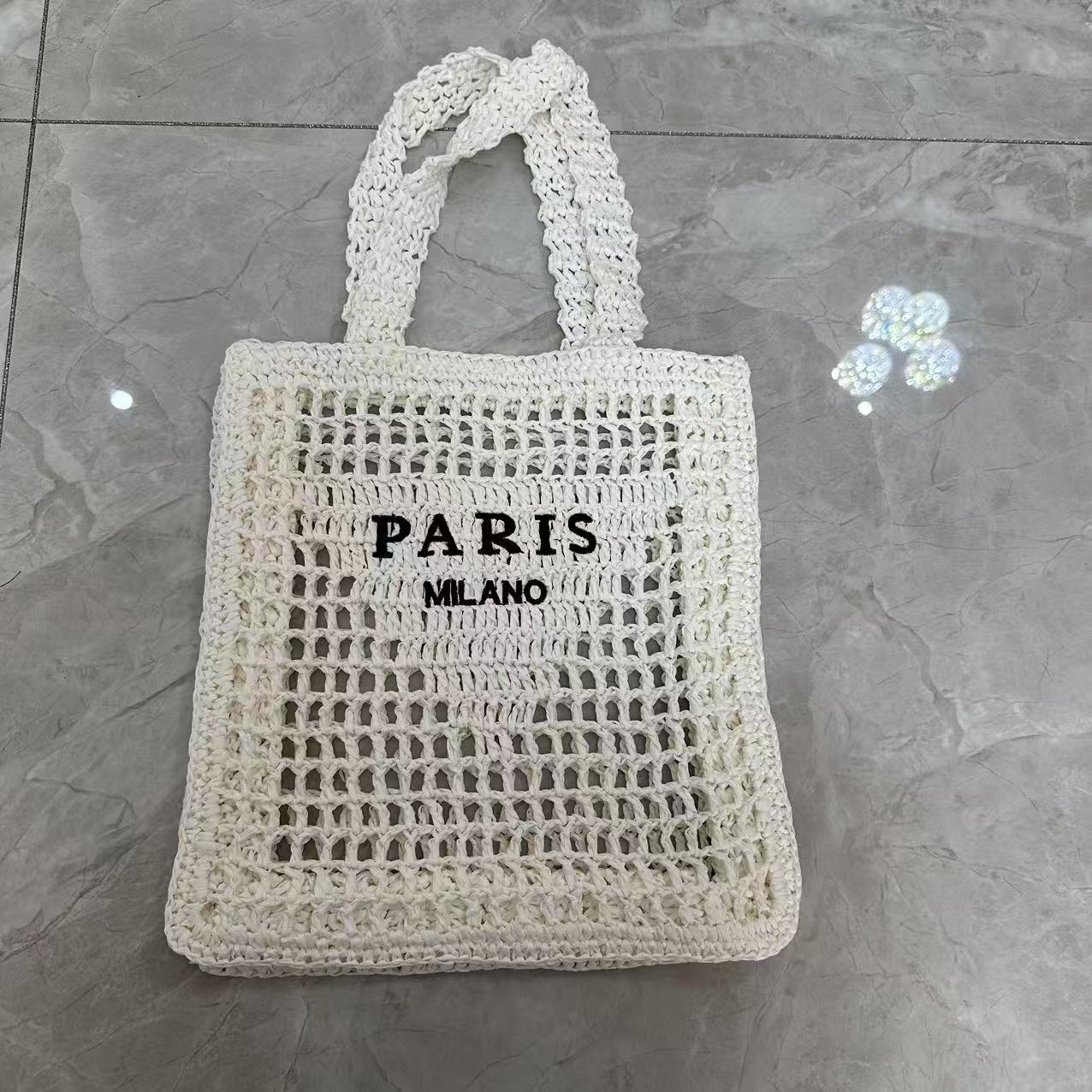 Hand woven women's summer straw shoulder bag