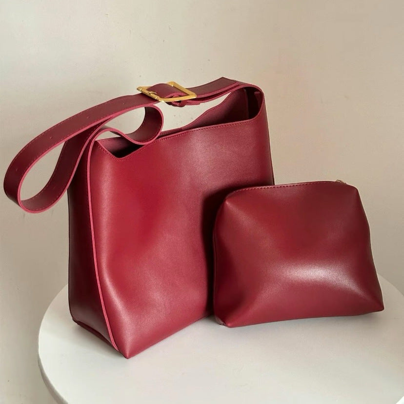 Handbag: New fashionable and versatile bucket, large-capacity, simple and casual two-piece soft collapse one-shoulder crossbody bag